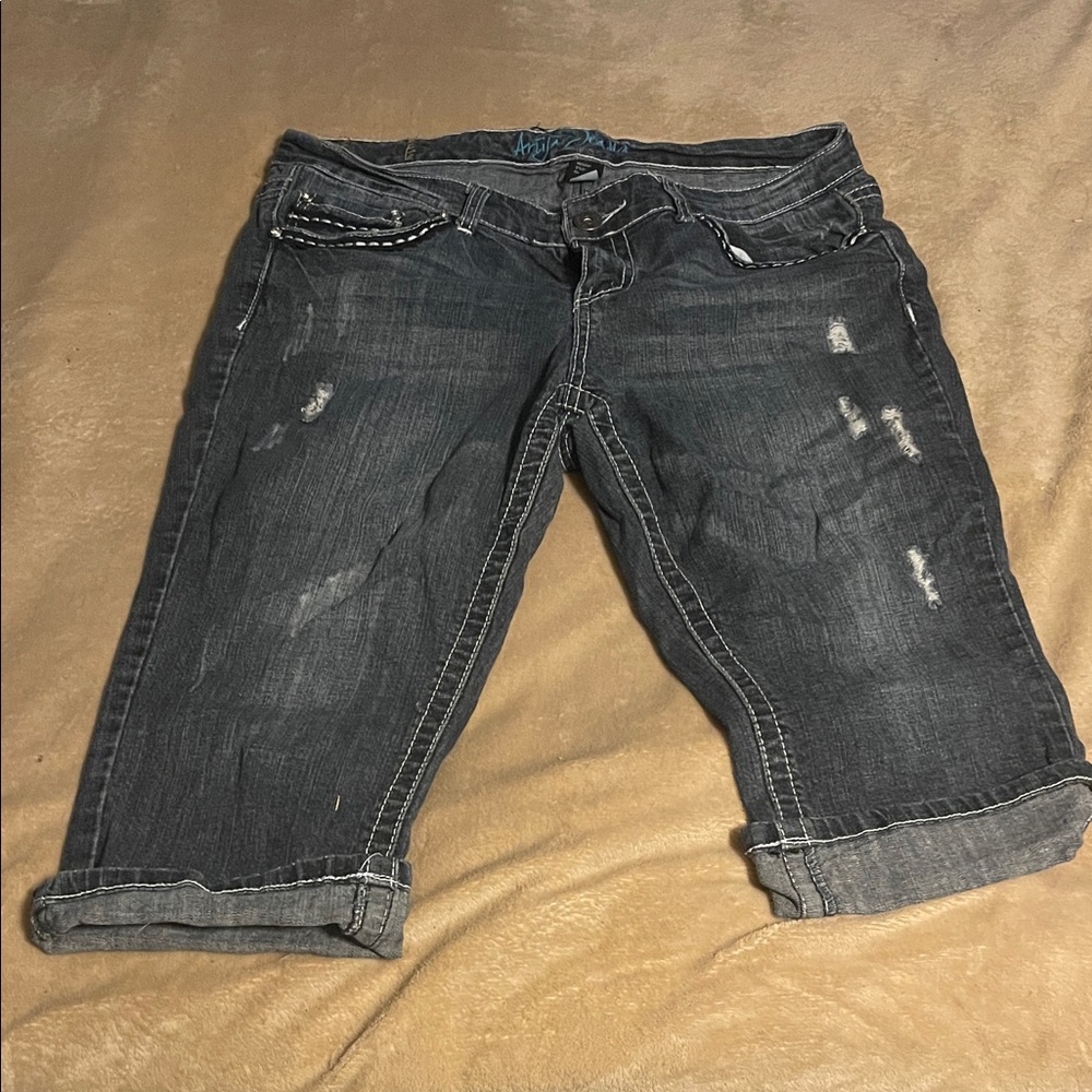 Ariya Dark Gray Cropped Jeans
